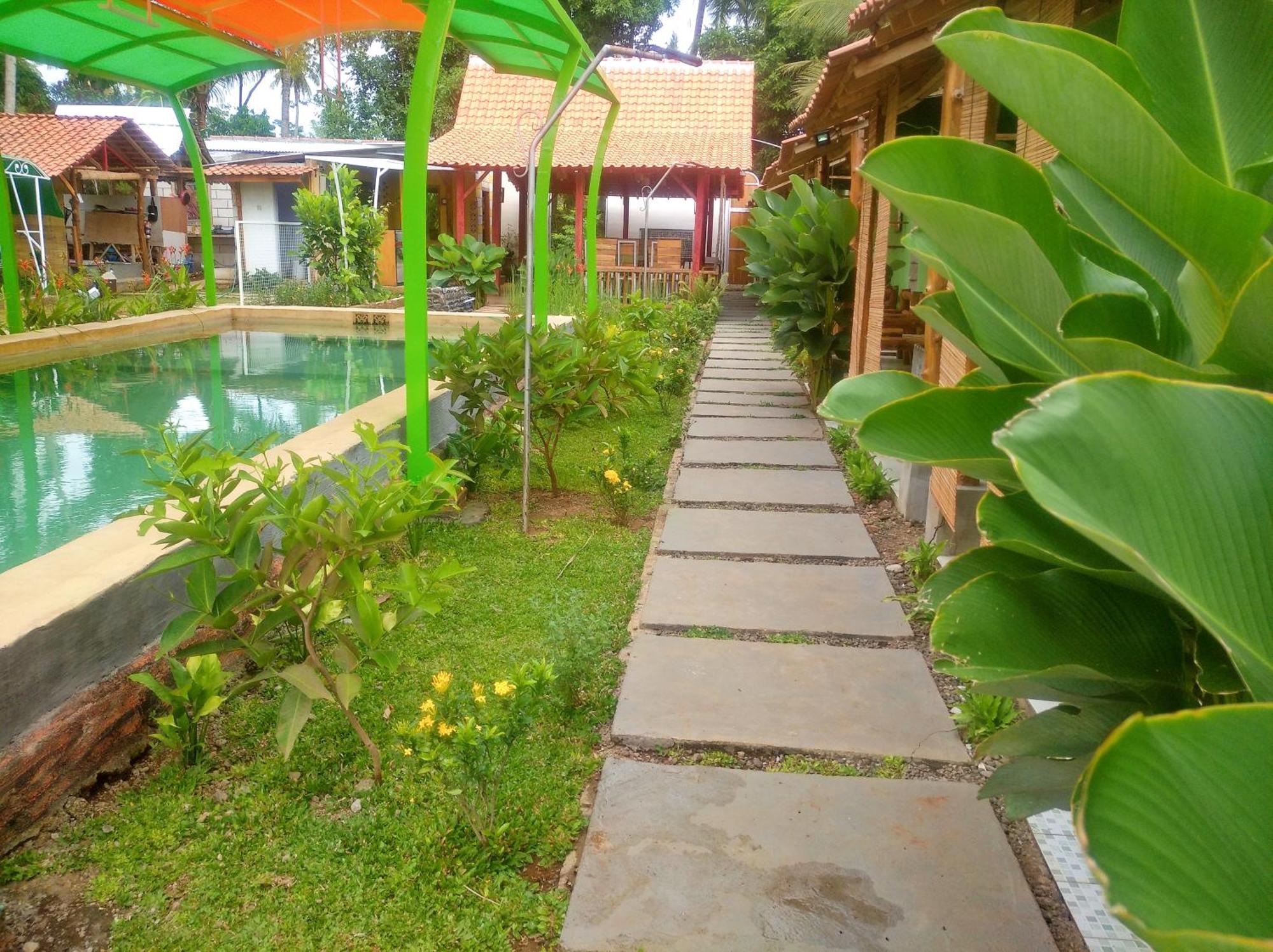 Wooden Kemiren Homestay Banyuwangi Banyuwangi  Bagian luar foto
