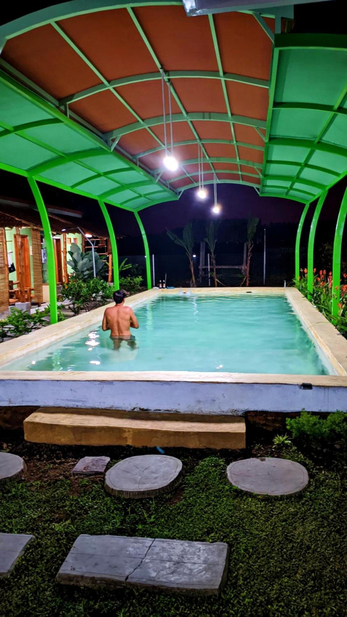 Wooden Kemiren Homestay Banyuwangi Banyuwangi  Bagian luar foto
